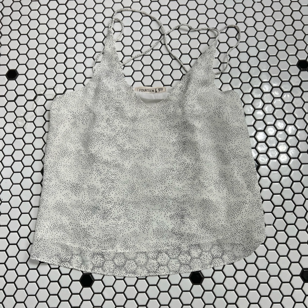Fourteen & 9th sleeveless top size small